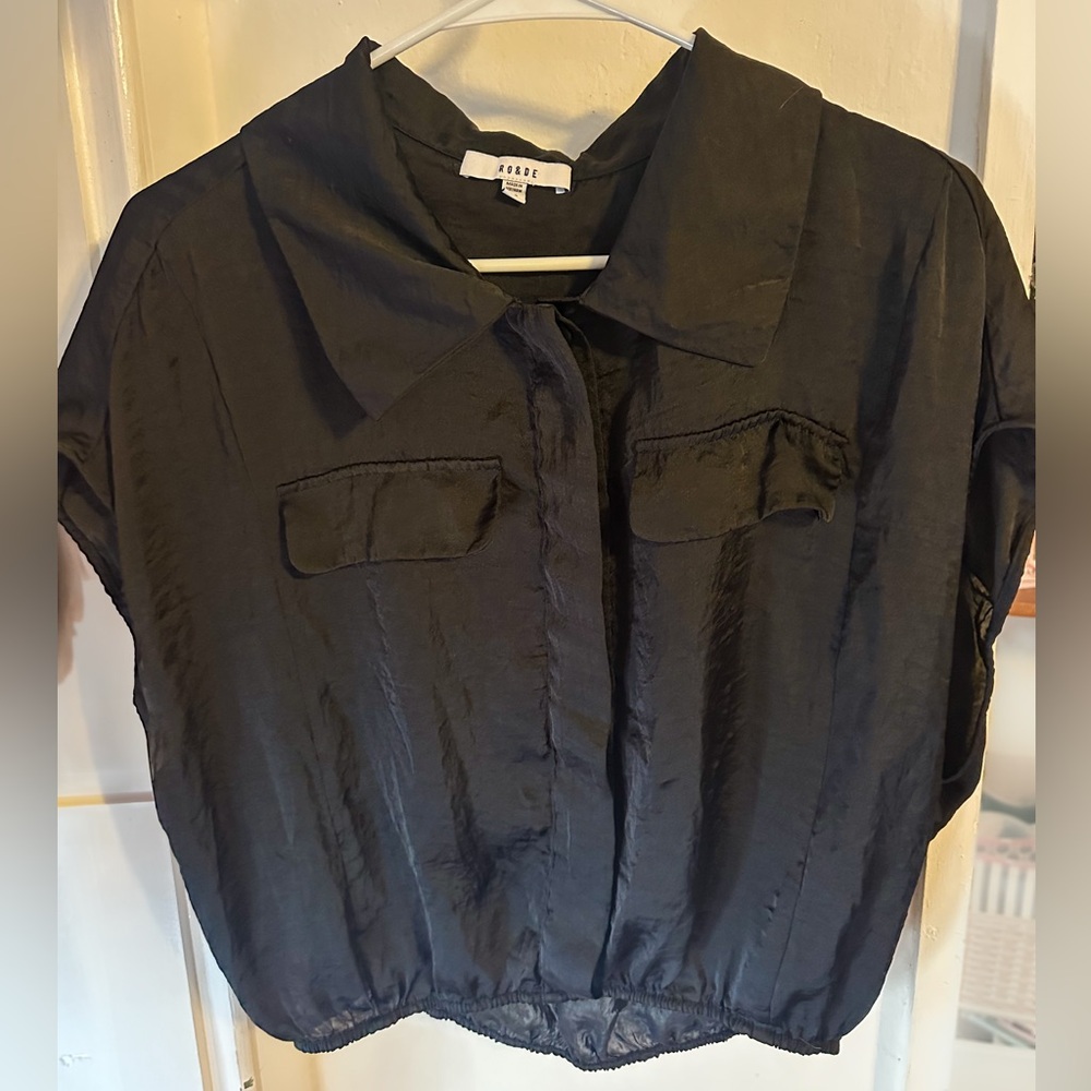 RO & DE Black Satin Button Up Cropped Blouse Size XS